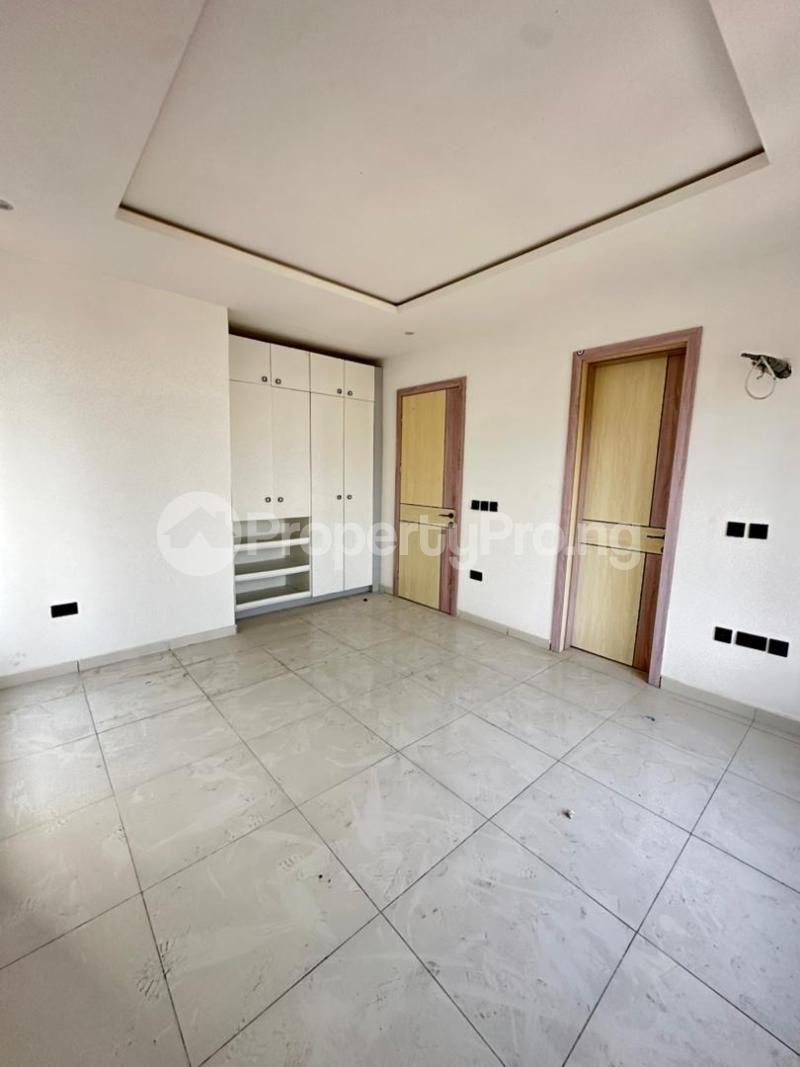 3 bedroom Flat / Apartment for sale Off Bisols Durosinmi Etti Lekki Phase 1 Lekki Lagos