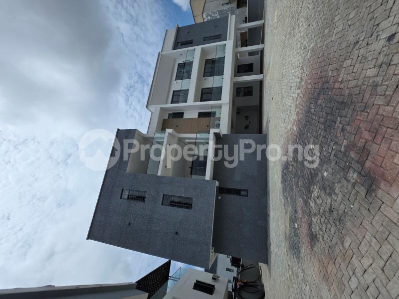 3 bedroom Flat / Apartment for sale Beach Resort Estate Osapa london Lekki Lagos
