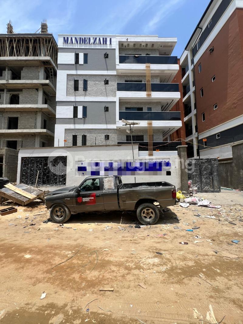 3 bedroom Flat / Apartment for sale Lekki Phase 1 Lekki Lagos