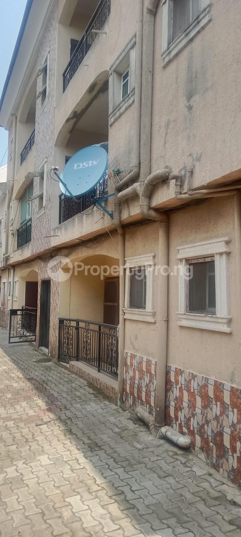 3 bedroom Flat / Apartment for rent Grandmate Ago palace Okota Lagos