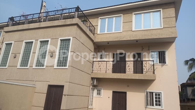 3 bedroom Flat / Apartment for rent Lekki Lagos