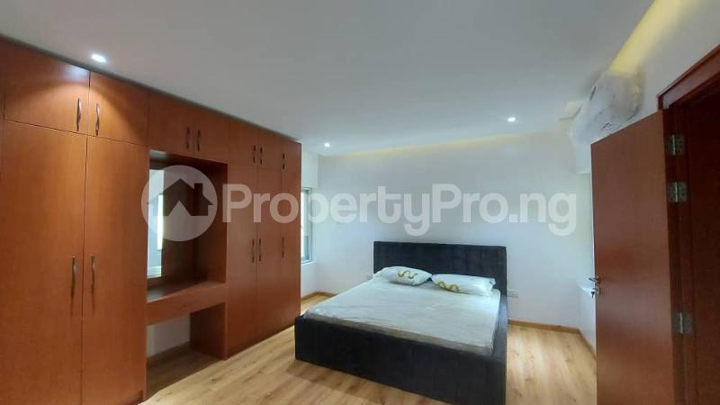 3 bedroom Flat / Apartment for rent Off Rumens Street Ikoyi Lagos