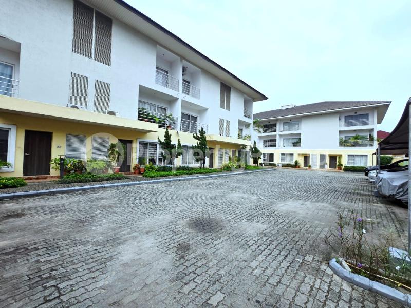 3 bedroom House for rent Lekki Phase 1 Lekki Lagos