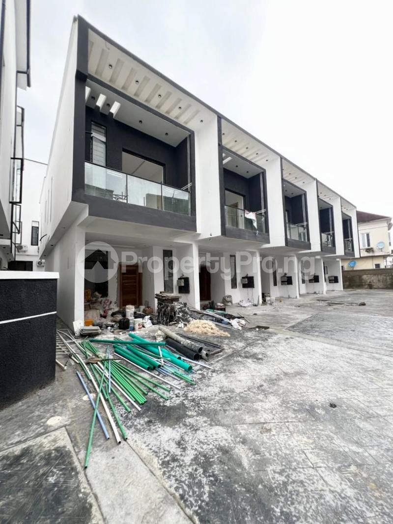 3 bedroom House for sale chevron Lekki Lagos