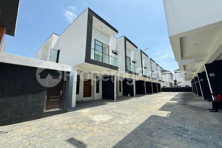 3 bedroom House for sale Ikota Lekki Lagos