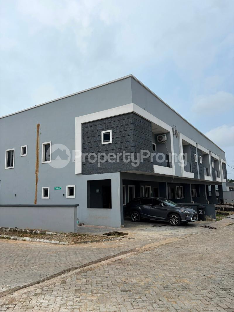 3 bedroom House for sale Ketu Lagos