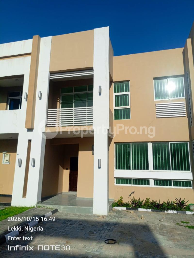 3 bedroom House for rent Monastery road Sangotedo Lagos