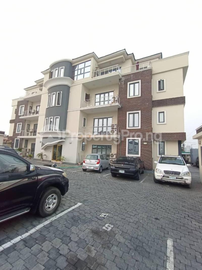 3 bedroom Flat / Apartment for rent Lekki Phase 1 Right Side Elf Bustop Lekki Lagos Lekki Phase 1 Lekki Lagos