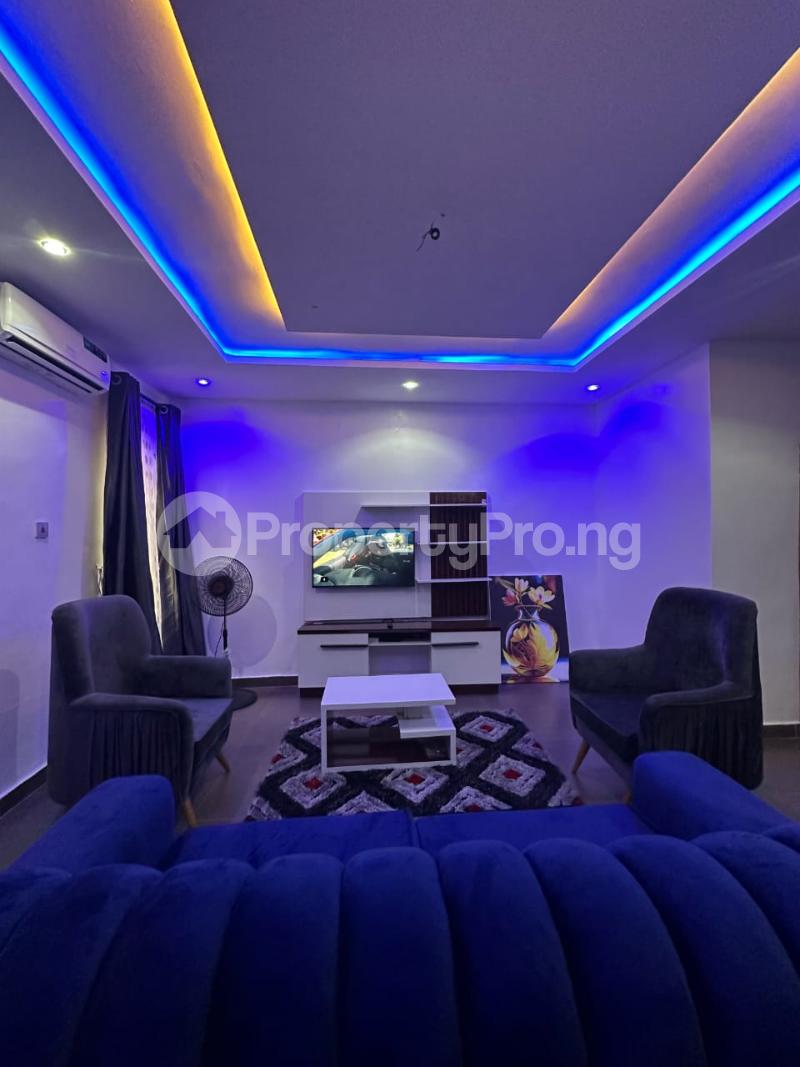 3 bedroom Flat / Apartment for shortlet Adelabu Surulere Lagos