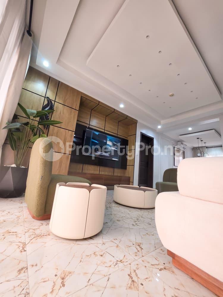 3 bedroom Flat / Apartment for shortlet Maryland Lagos
