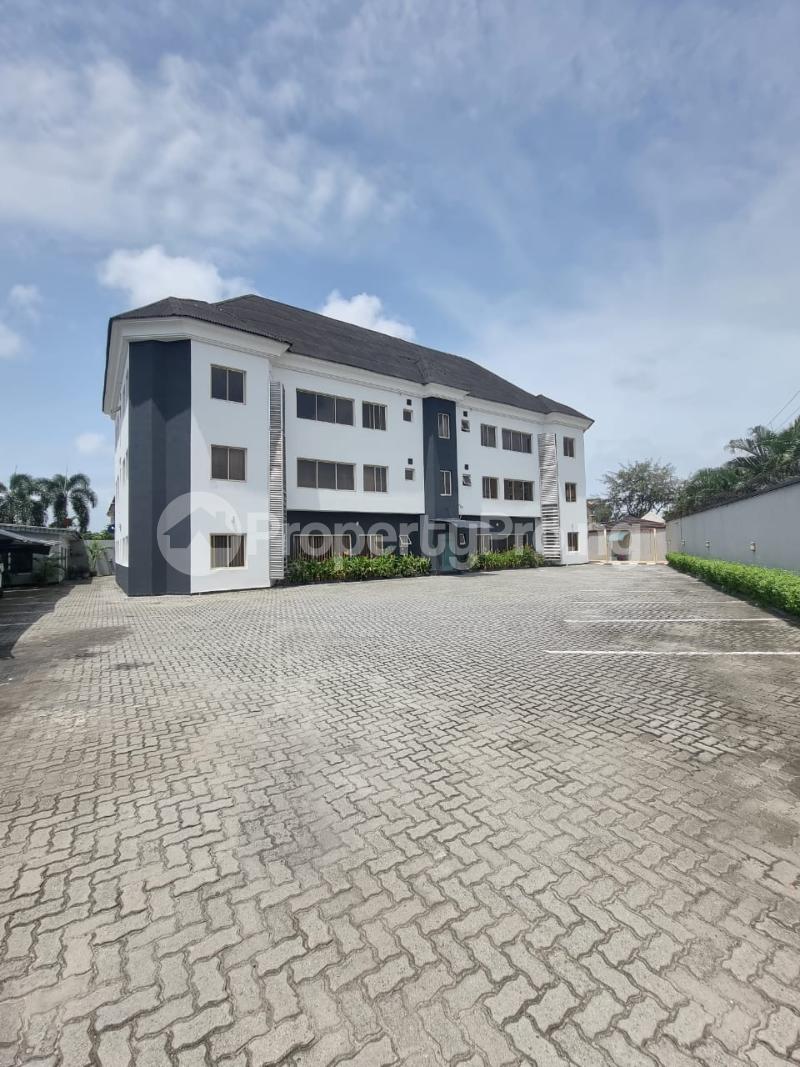3 bedroom Flat / Apartment for rent Lekki Phase 1 Lekki Lagos