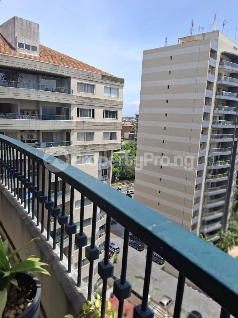 3 bedroom House for rent Gerard road Ikoyi Lagos