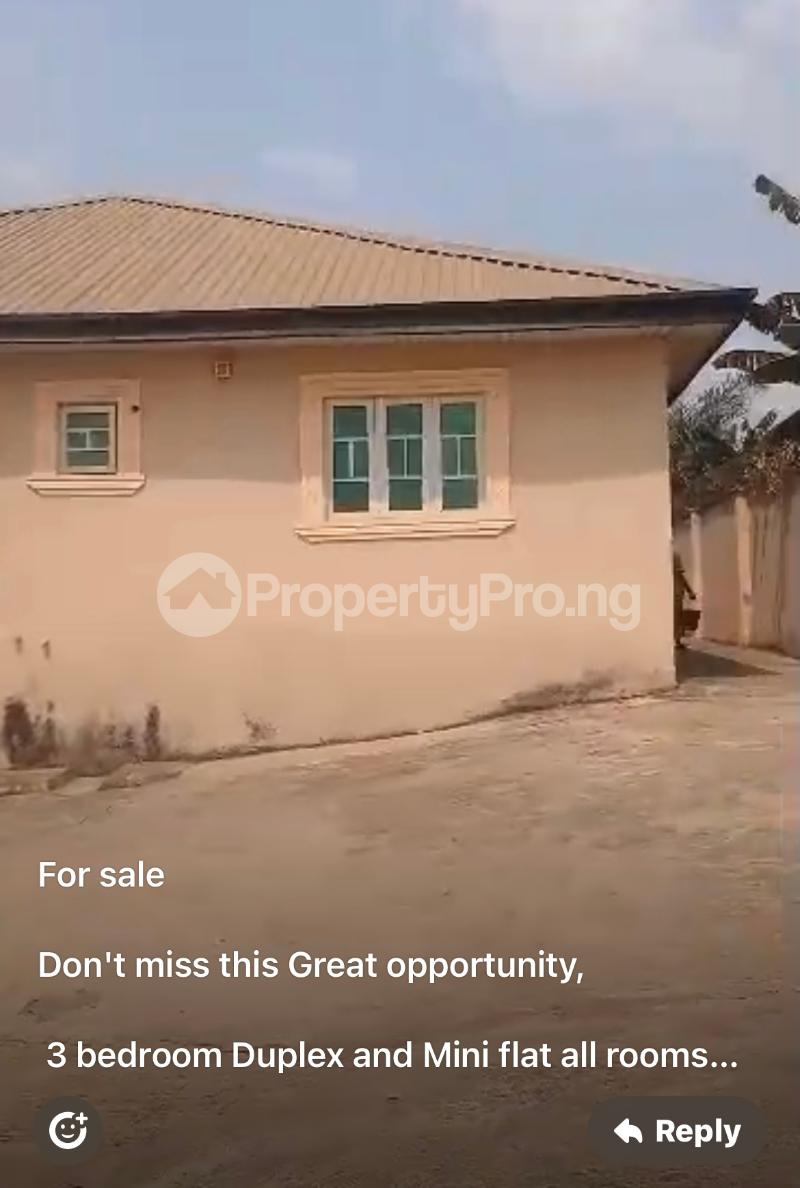 3 bedroom House for sale Martins Akute Yakoyo/Alagbole Ojodu Lagos - 0