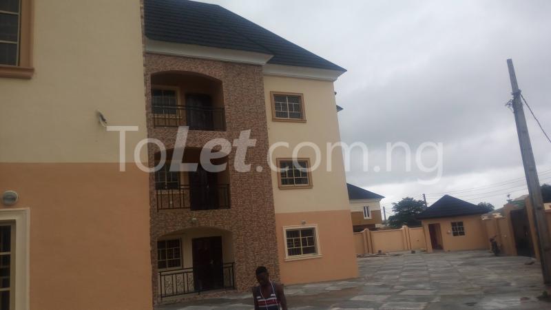 3 bedroom Flat / Apartment for rent Ologunfe Awoyaya Ajah Lagos