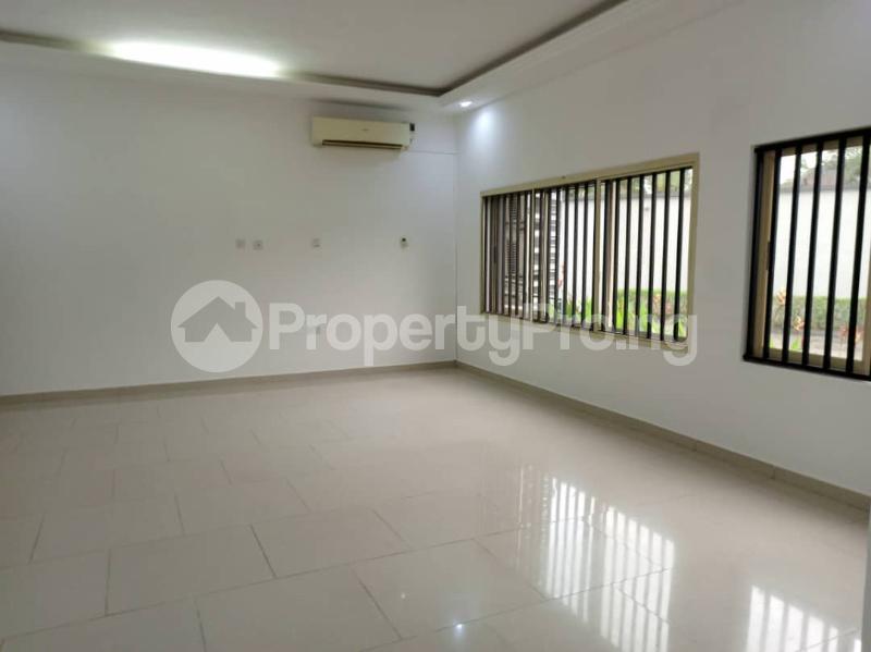 Flat / Apartment for rent  Lekki Phase 1 Lekki Lagos