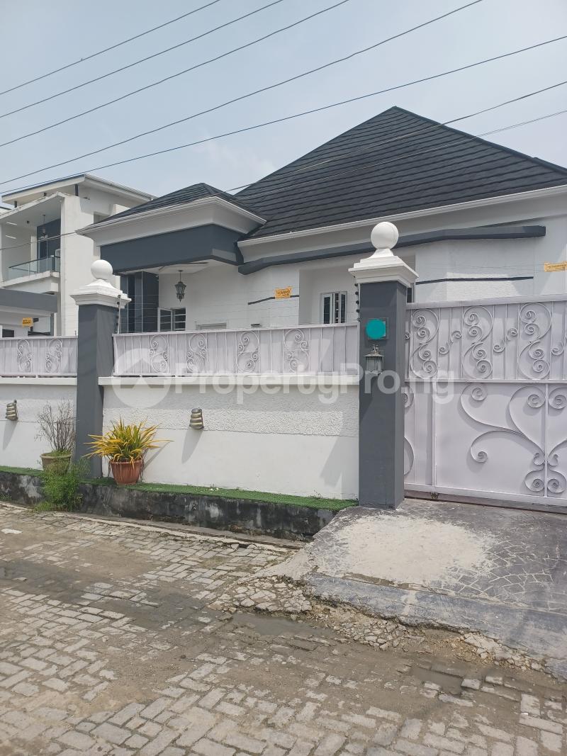 3 bedroom House for sale Thomas estate Ajah Lagos
