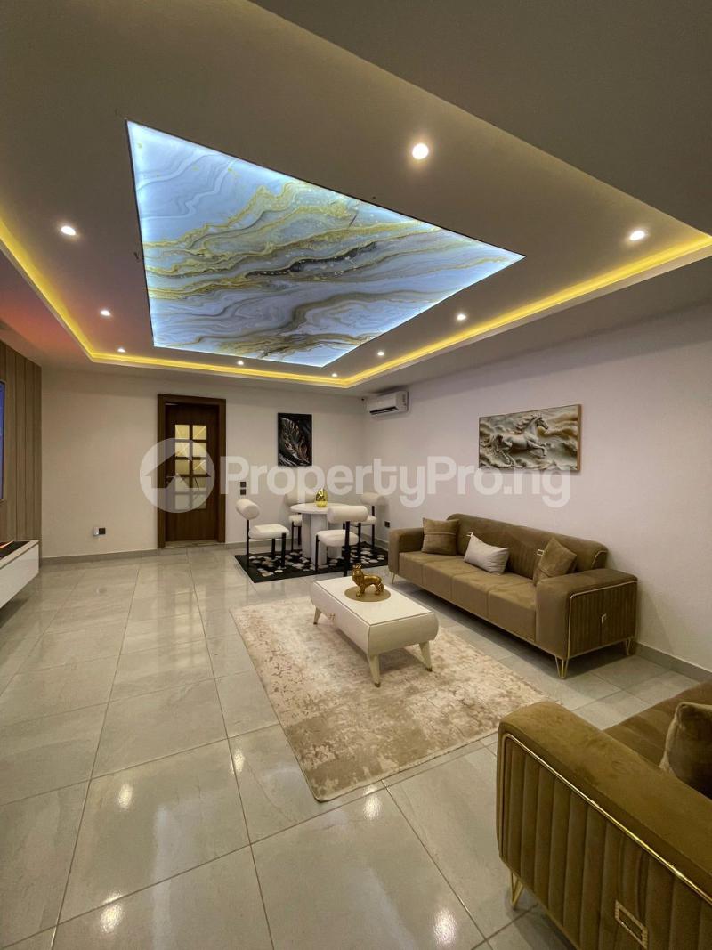 3 bedroom Flat / Apartment for shortlet Guzape Abuja