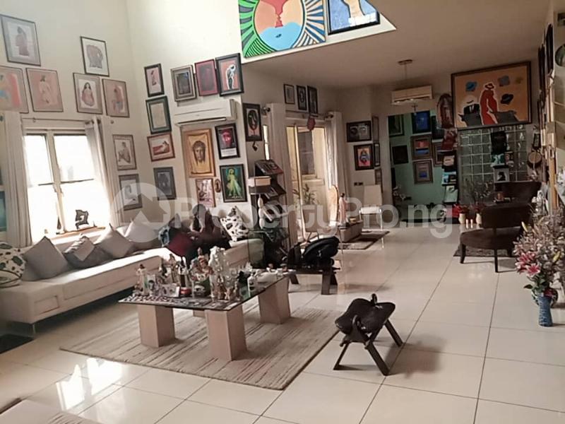 3 bedroom Flat / Apartment for shortlet Gerard road Ikoyi Lagos