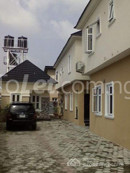 2 bedroom House for rent Behind Golden Park Estate, Sangotedo Ajah Lagos
