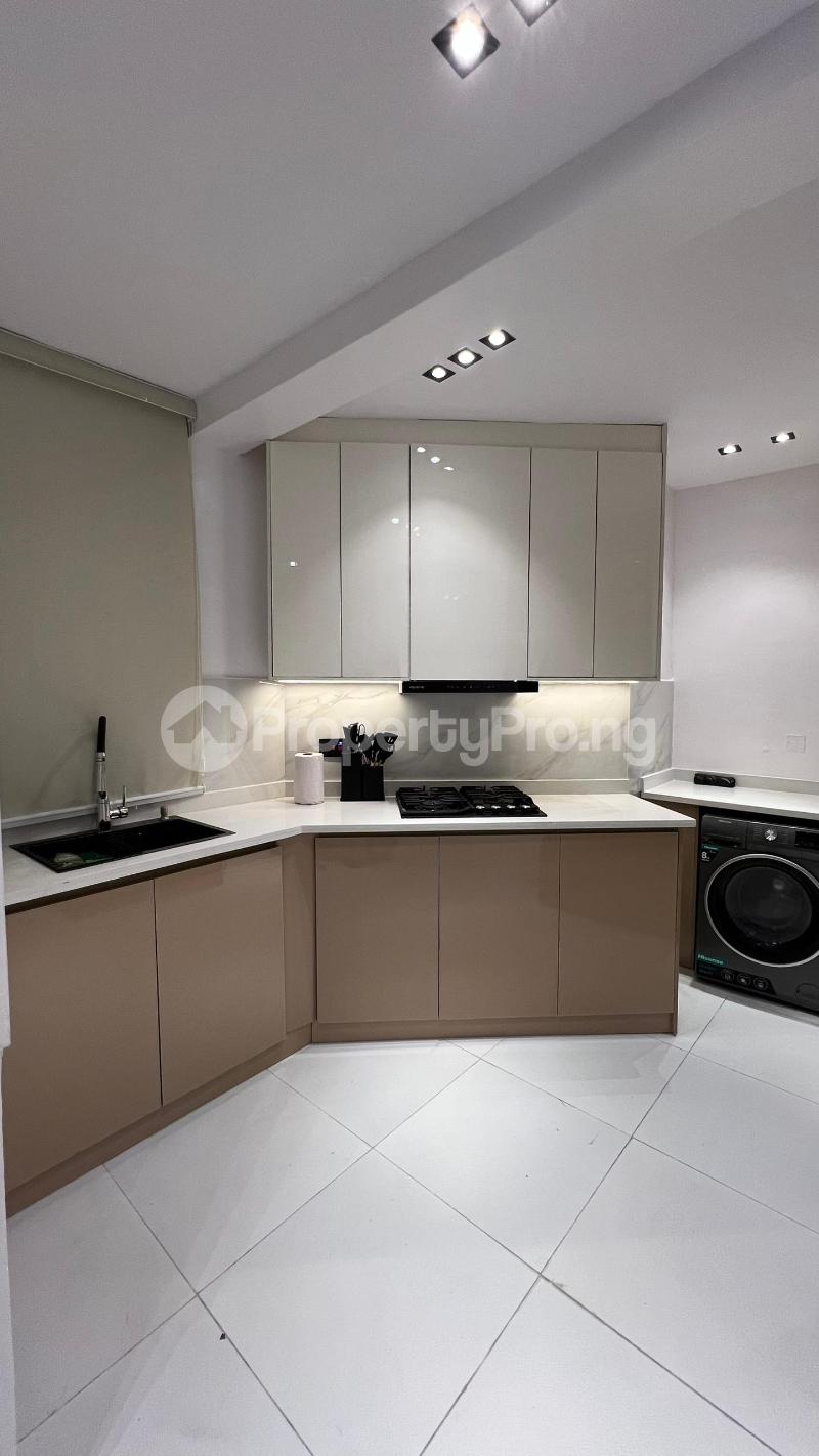 3 bedroom Flat / Apartment for shortlet Ikoyi Lagos