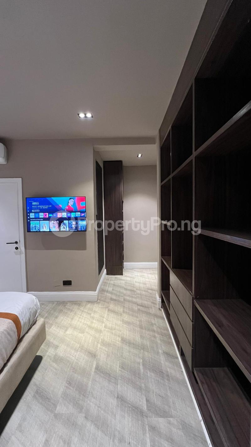 3 bedroom Flat / Apartment for shortlet Ikoyi Lagos