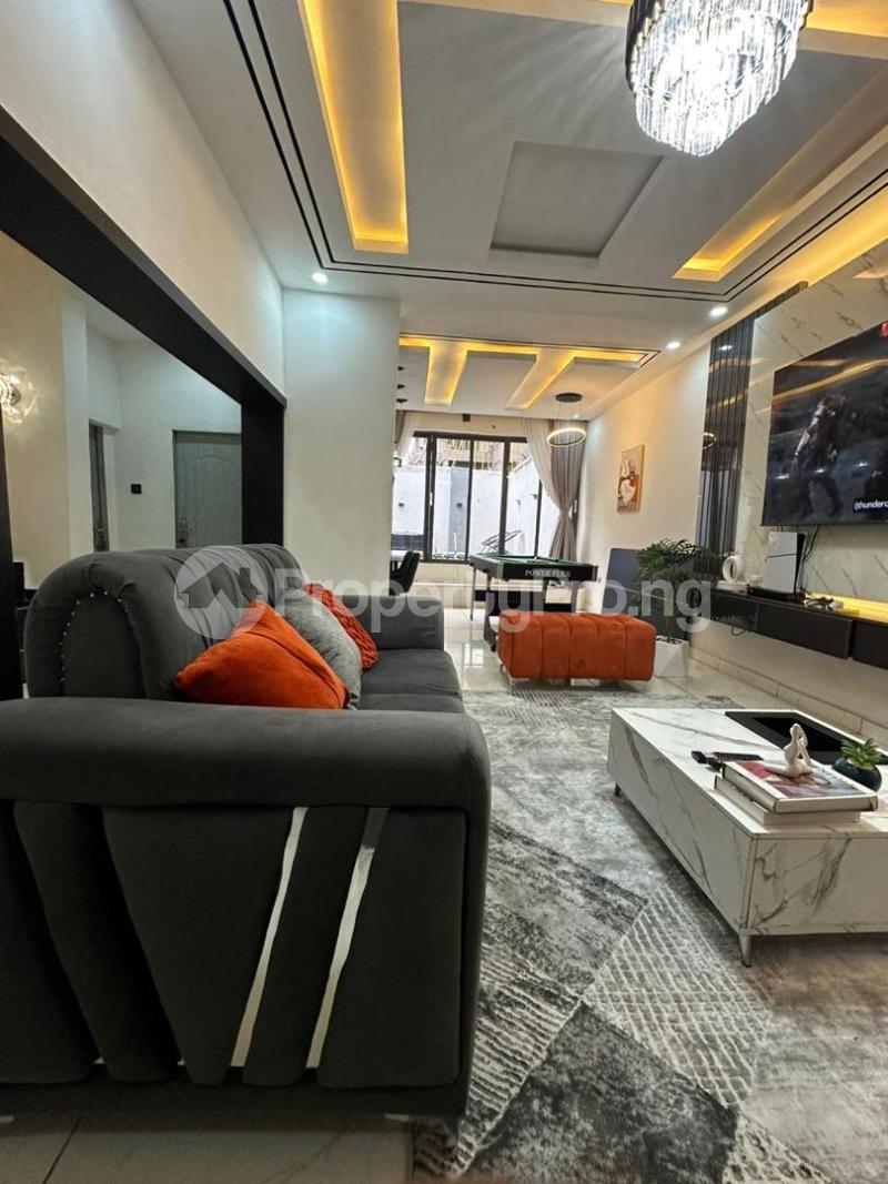 3 bedroom House for shortlet Wuse 2 Abuja