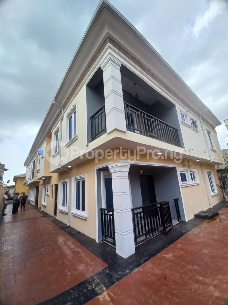 3 bedroom Flat / Apartment for rent Shangisha Berger Ojodu Lagos