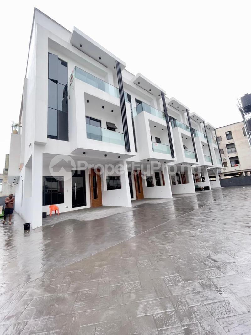 4 bedroom House for sale Osapa london Lekki Lagos