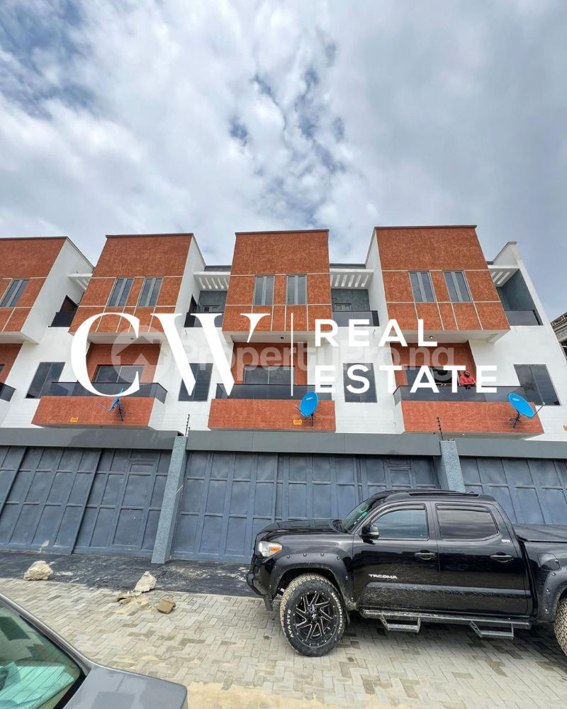 4 bedroom House for sale Lekki Lagos