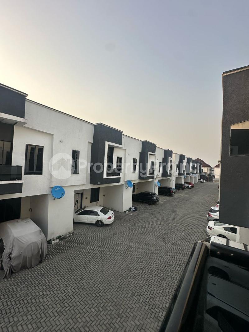 4 bedroom House for rent Opposite Mega 1, orchid Lekki Lagos