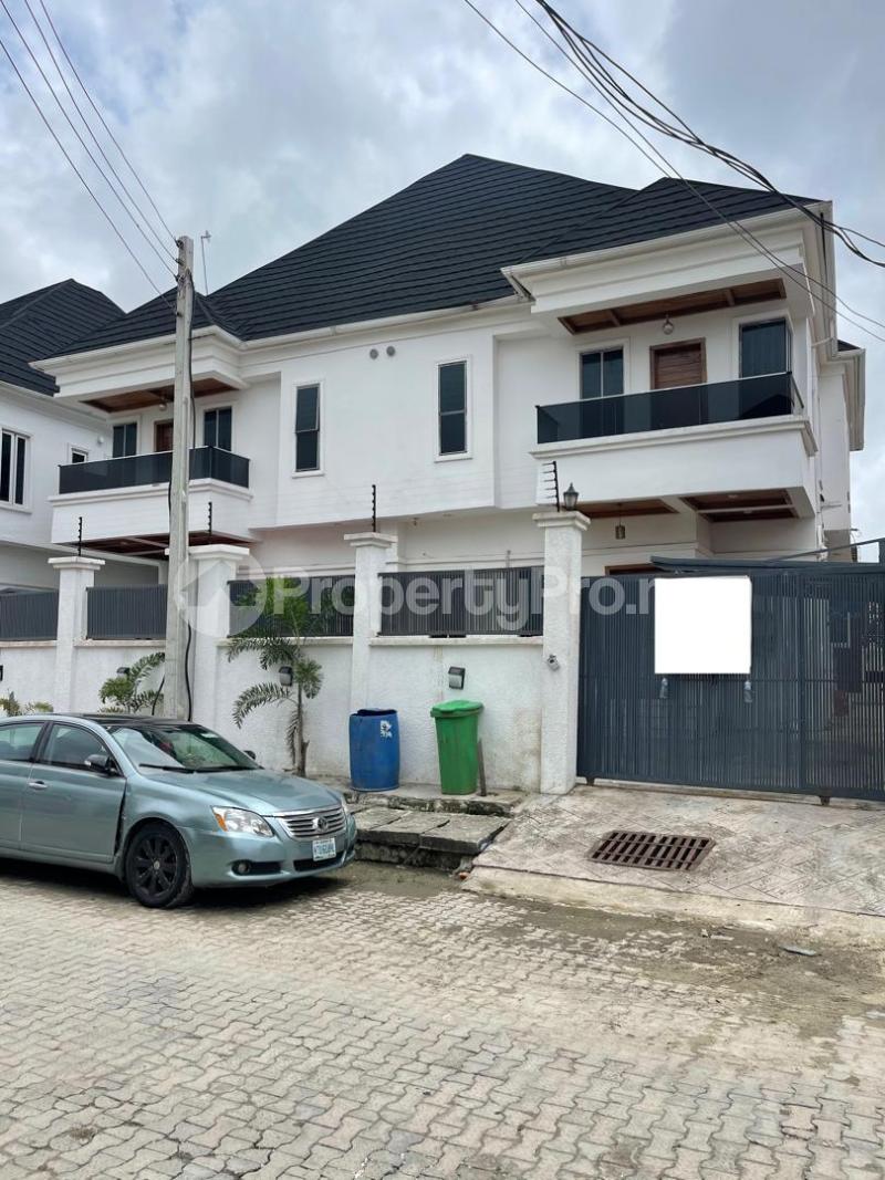 4 bedroom House for rent Tollgate chevron Lekki Lagos