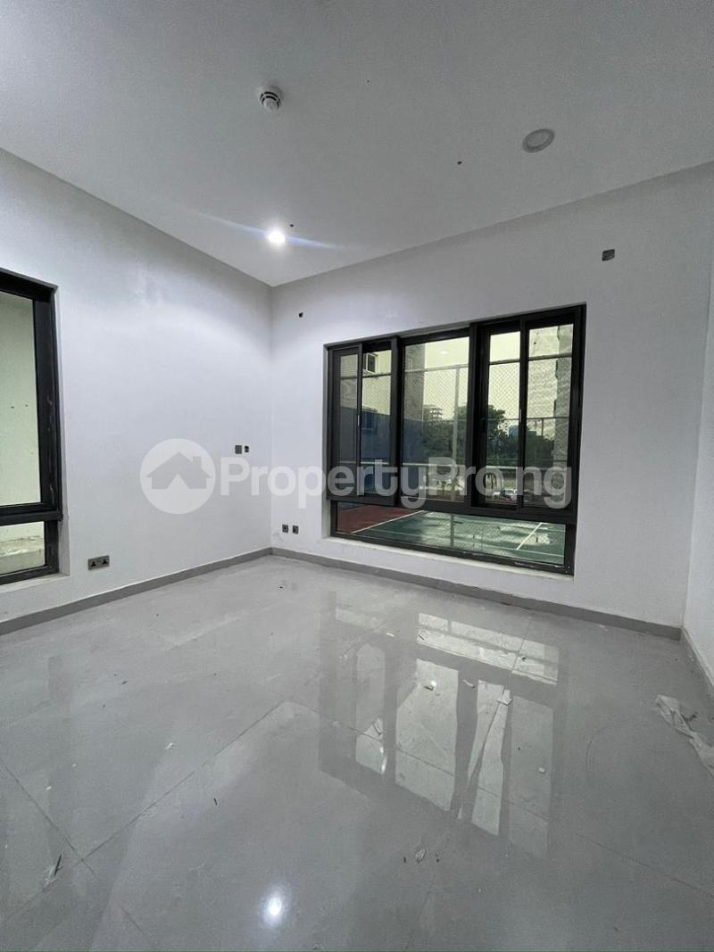 5 bedroom House for rent Orchid Road Chevron Lekki Lagos