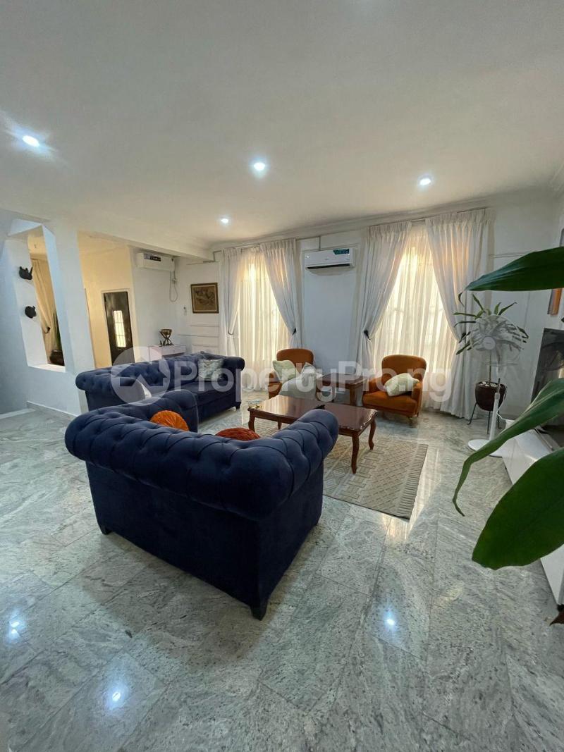 4 bedroom Flat / Apartment for shortlet Ikeja Lagos