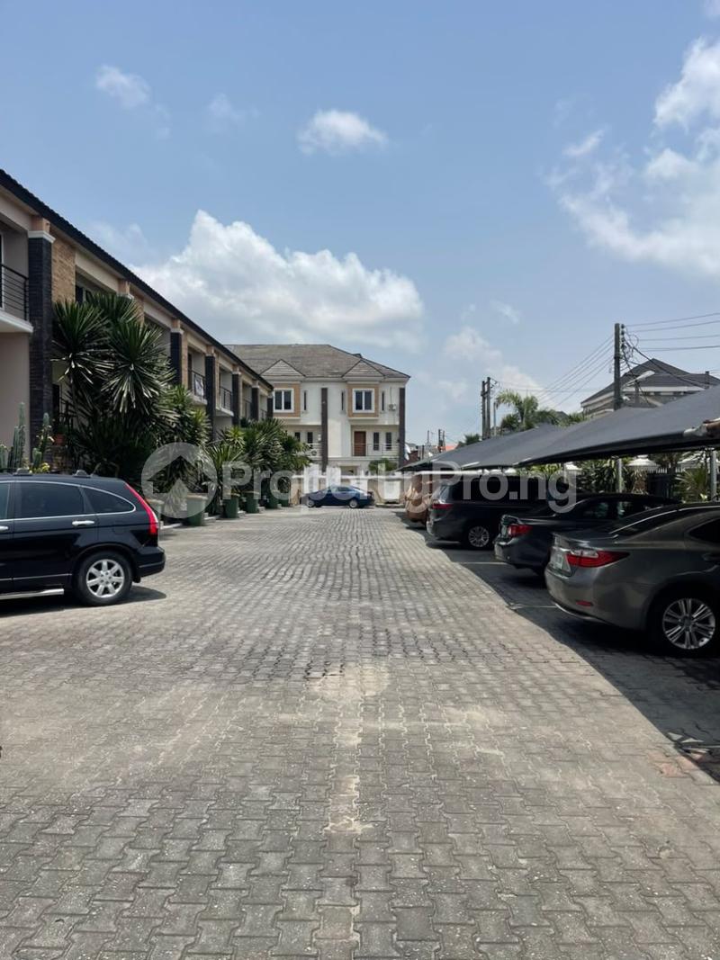 4 bedroom Flat / Apartment for sale Osapa london Lekki Lagos