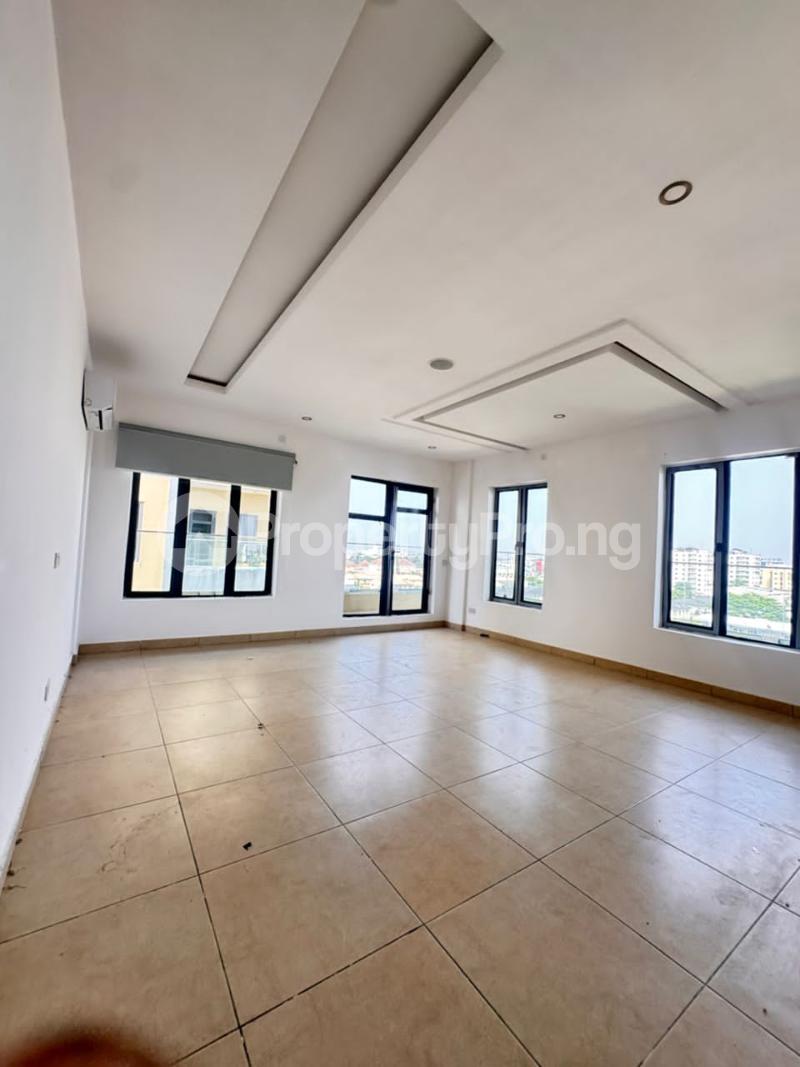 Flat / Apartment for rent ONIRU Victoria Island Lagos