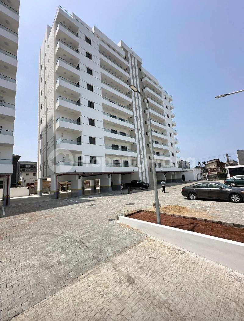 4 bedroom Flat / Apartment for sale  Banana Island Ikoyi Lagos