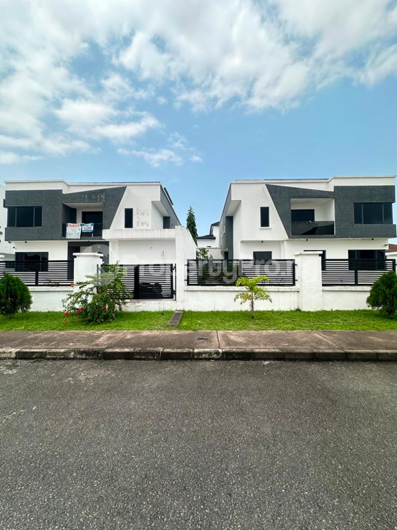 4 bedroom House for sale Royal Garden Estate Ajah Lagos