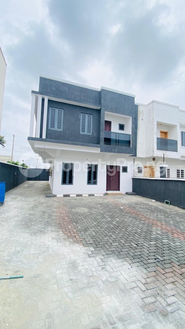 4 bedroom House for rent In A Call To Access Estate Monastery road Sangotedo Lagos