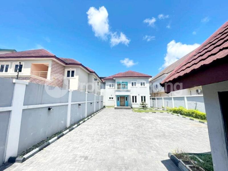 4 bedroom House for sale Lekki Lagos