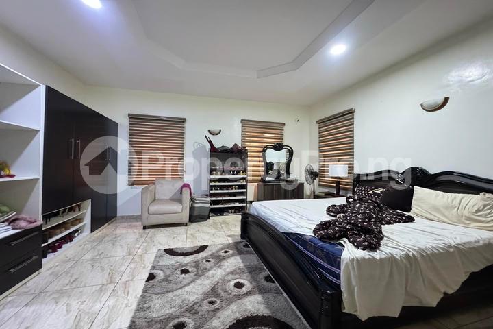 4 bedroom House for sale Femi Olugile Lekki Scheme 2 Ajah Lagos