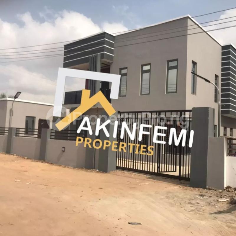 4 Bedroom House in Bodija Ibadan Oyo House for sale in ibadan House
