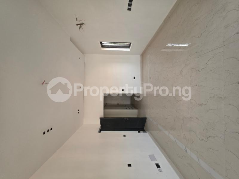 4 bedroom House for sale Guzape Abuja