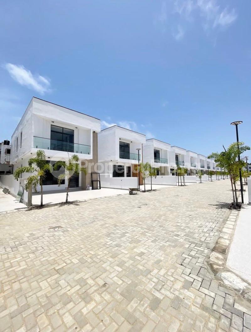 4 bedroom House for sale Orchid Lekki Lagos