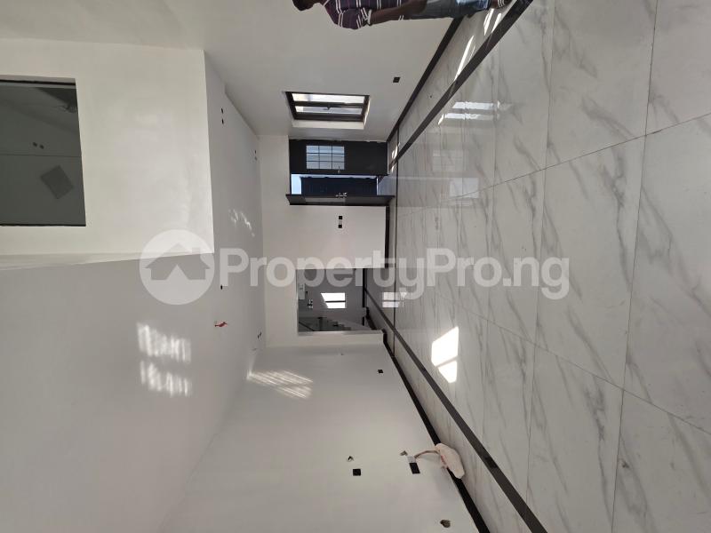 4 bedroom House for sale Guzape Abuja