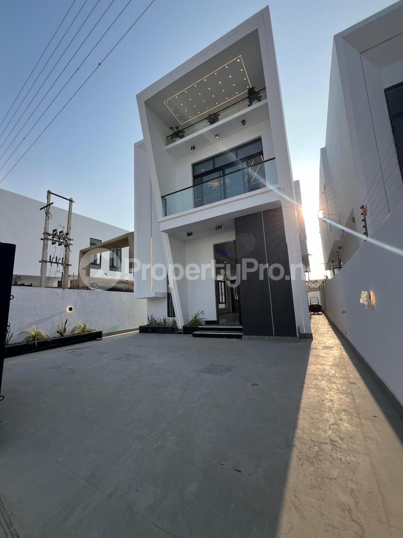 4 bedroom House for sale orchid Lekki Lagos