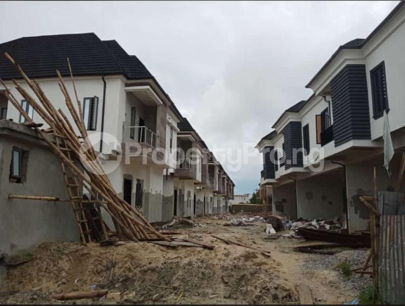 4 bedroom House for sale Orchid Road chevron Lekki Lagos
