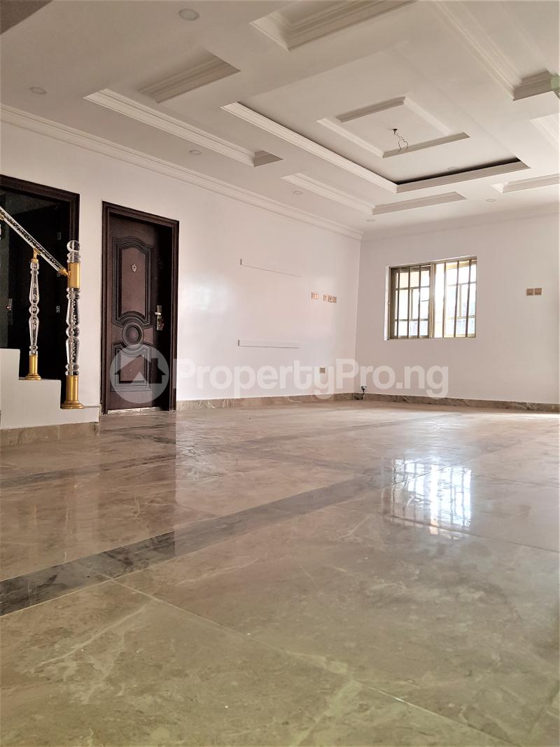 4 bedroom House for rent University View Estate, Opposite Lagos Business School (lbs), Ajah Lagos