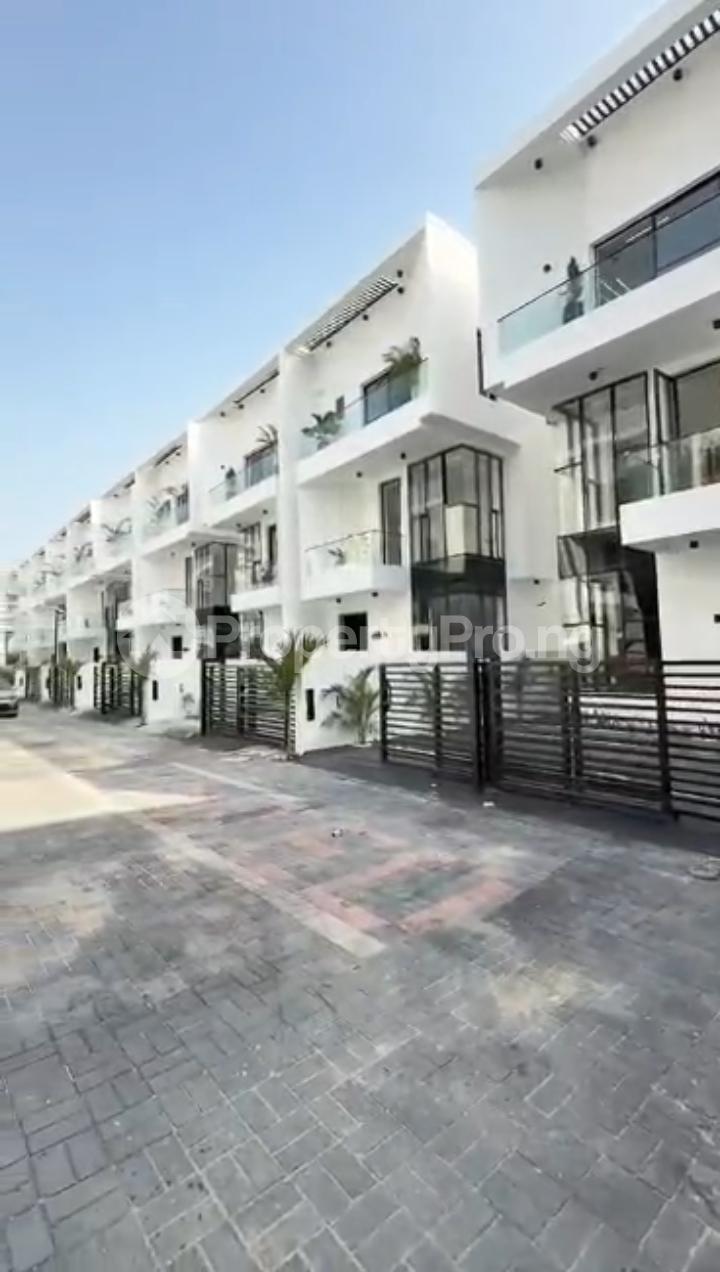 House for sale Secured Estate 2nd Toll Gate Lekki Lagos