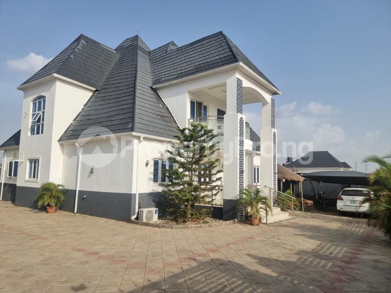 4 bedroom House for rent Airport Road Lugbe Abuja
