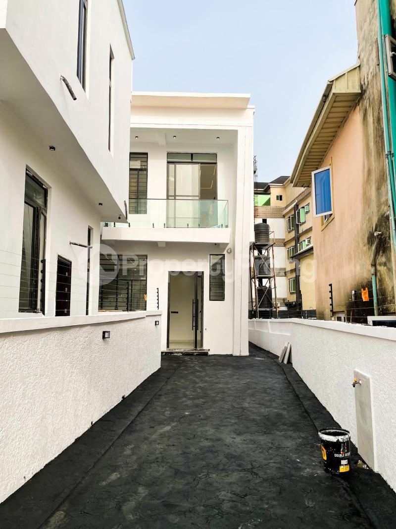 4 bedroom House for sale Sangotedo Ajah Lagos
